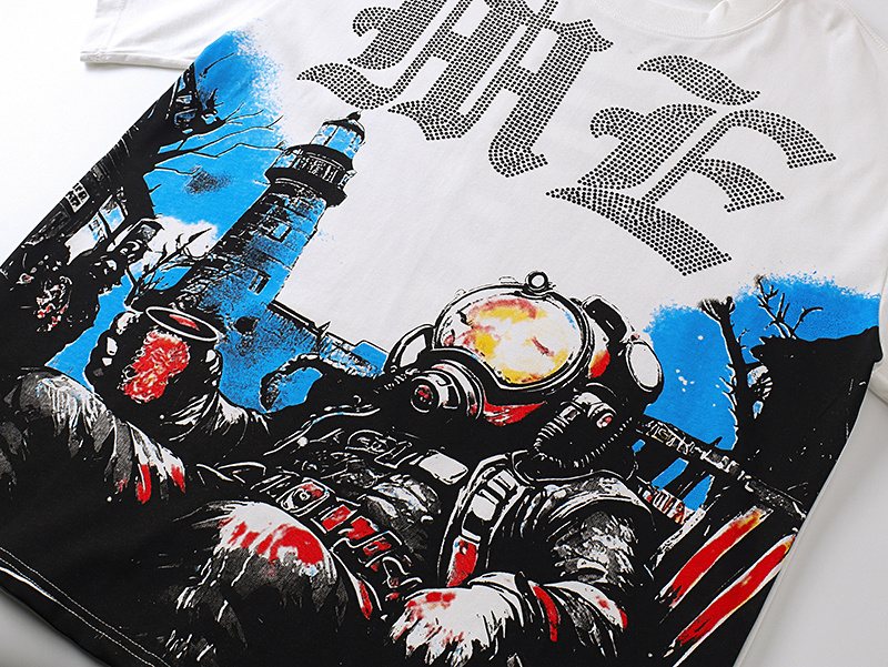 MIXED EMOTION Lighthouse & Diver Graphic T-Shirt — detail