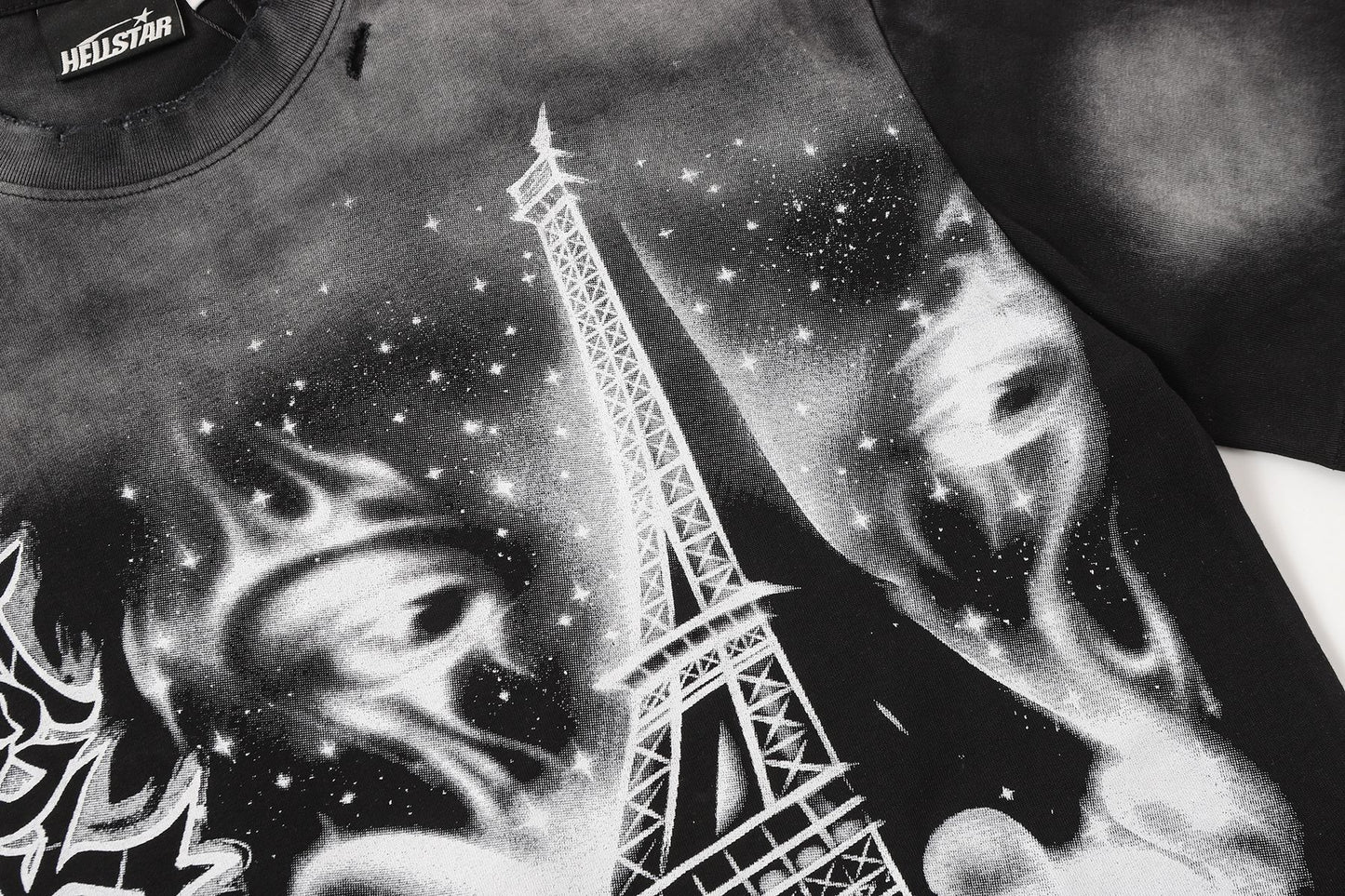 HEISTAR Eiffel Tower Graphic Short-Sleeve T-Shirt — detail