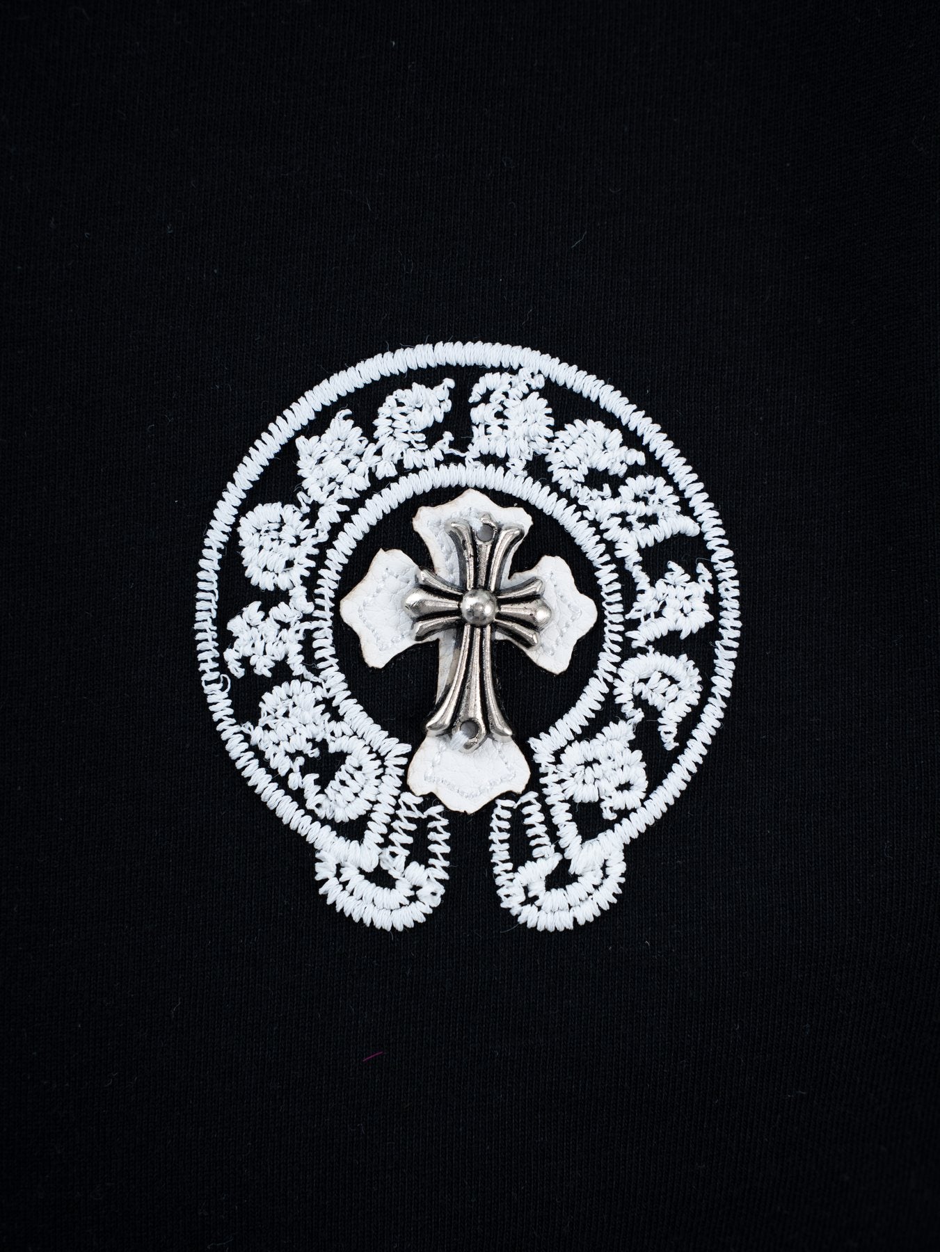 Chrome Hearts Horseshoe Cross Graphic T-Shirt — detail