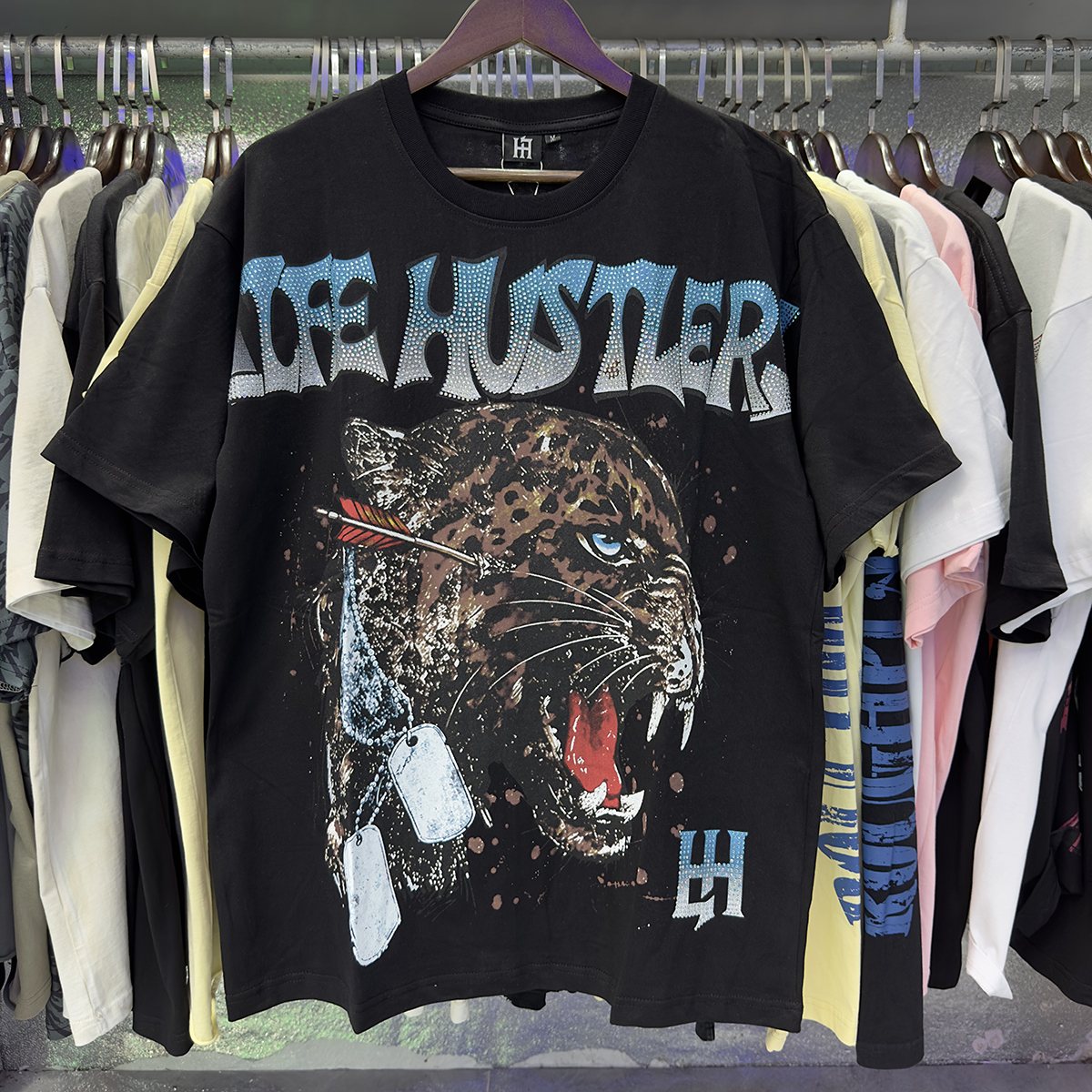 Life Hustlere Leopard Graphic T-Shirt — context