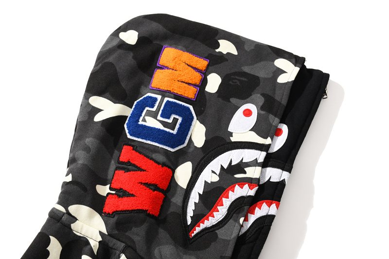 BAPE Shark Camo Full-Zip Hoodie — detail