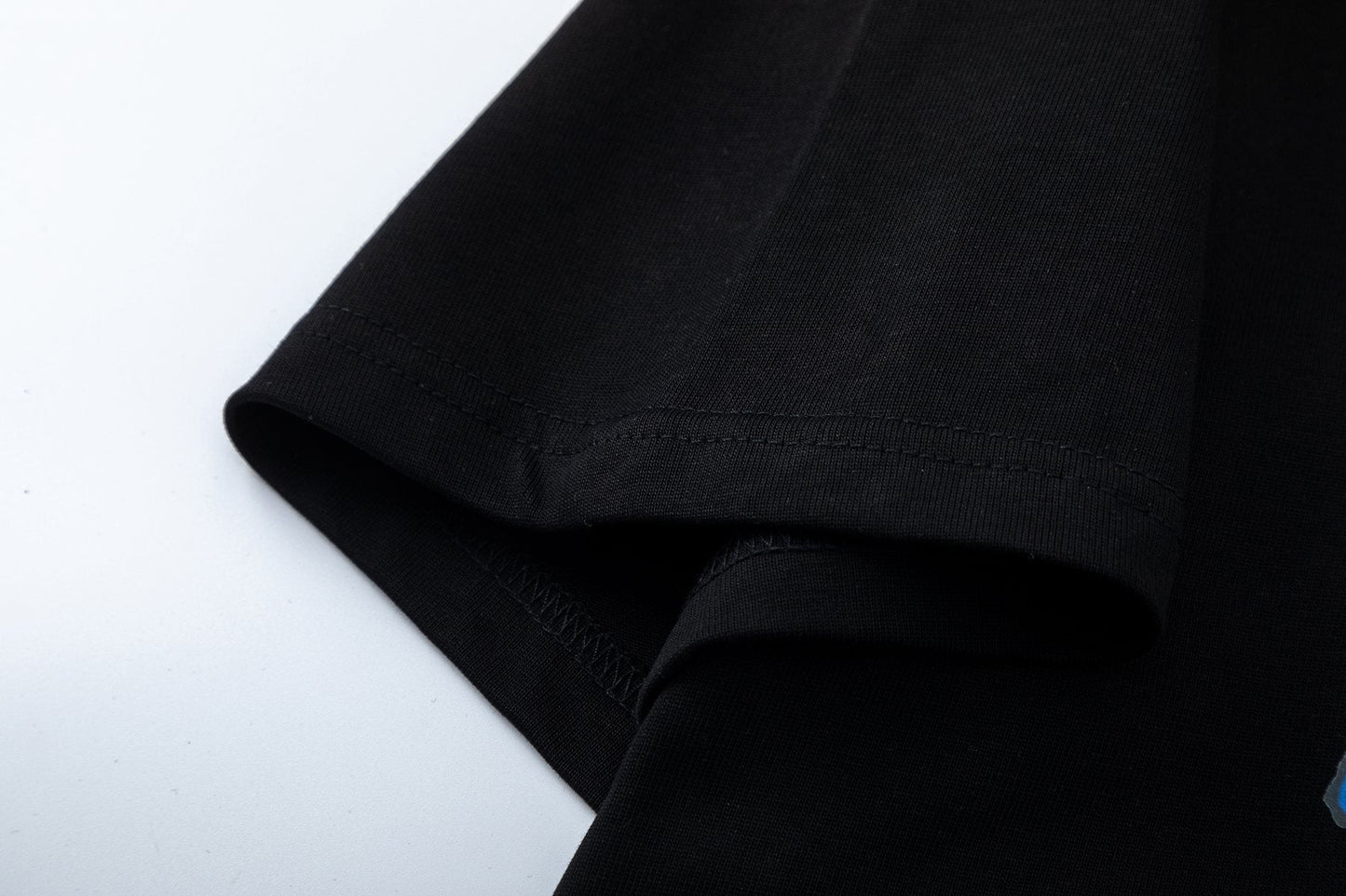 Supreme World Famous Arrow Graphic T-Shirt — detail